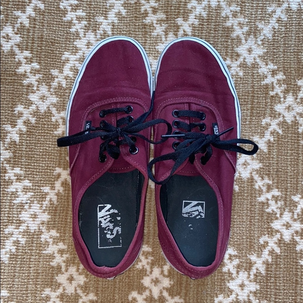 Port Royale Red/Black Authentic Vans